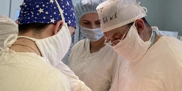 В Астрахани врачи Александро-Мариинской больницы спасли беременную пациентку