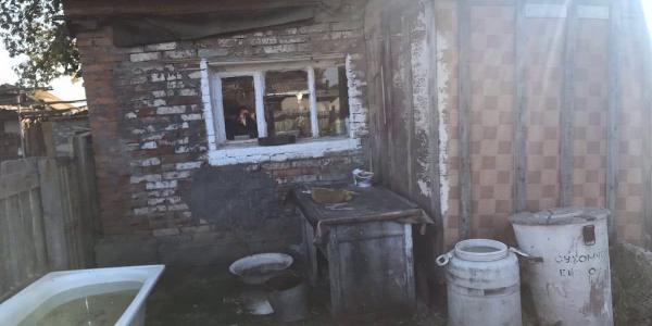 Астраханские власти считают, что в этом доме можно нормально жить