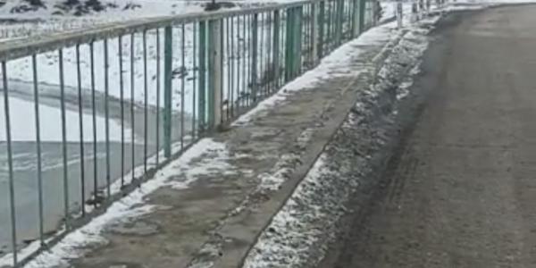 В Астраханской области мост грозит развалиться