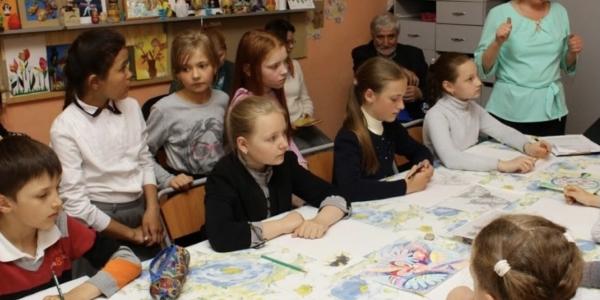 Астраханское правительство ограничило работу учреждений дополнительного образования