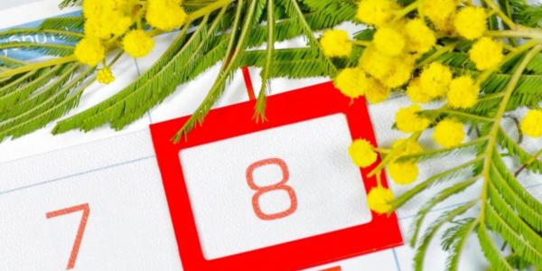 Женский день не за горами: выходные и рабочие дни в марте 2022 года
