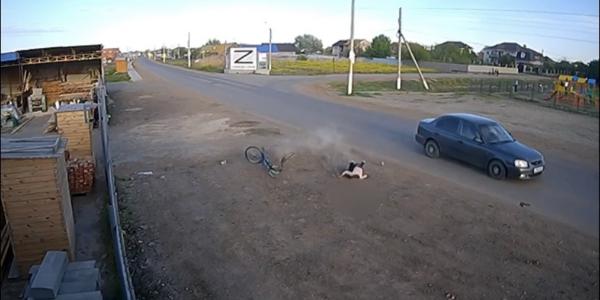 Астраханец наехал на 7-летнего велосипедиста, пересекающего проезжую часть