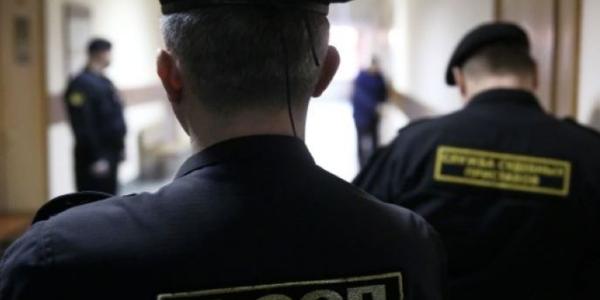 В Астрахани судебные приставы арестовали новую дачу женщины за миллионный долг