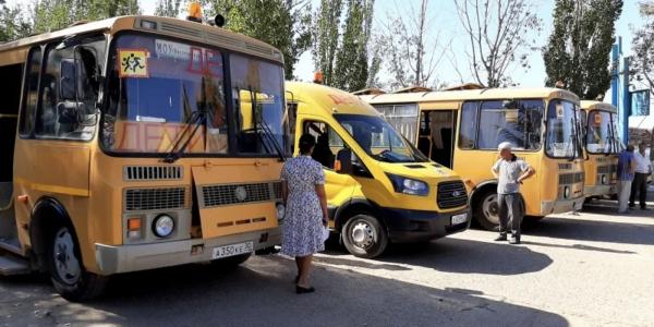 В Астраханской области контролёр школьного транспорта попался на мошенничестве на 880 тысяч рублей