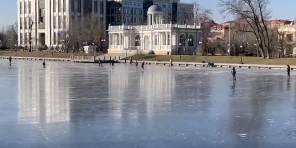 Губернатор Игорь Бабушкин рекомендовал астраханцам быть аккуратнее на льду