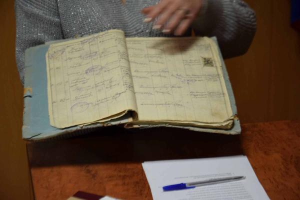 Астраханские службы ЗАГС переводят в цифру имеющиеся документы