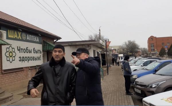 Администрация Володарского района оказала помощь поселку Володарский в установке уличных камер наблюдения