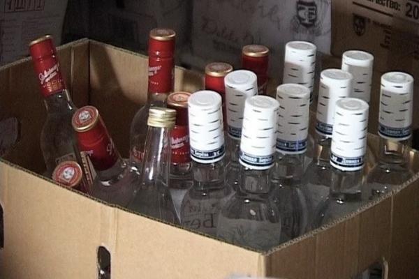 В России хотят ужесточить наказание за продажу контрафактного алкоголя
