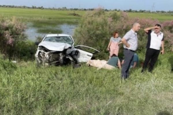 В аварии на трассе под Астраханью в лобовом столкновении погиб начальник отдела полиции