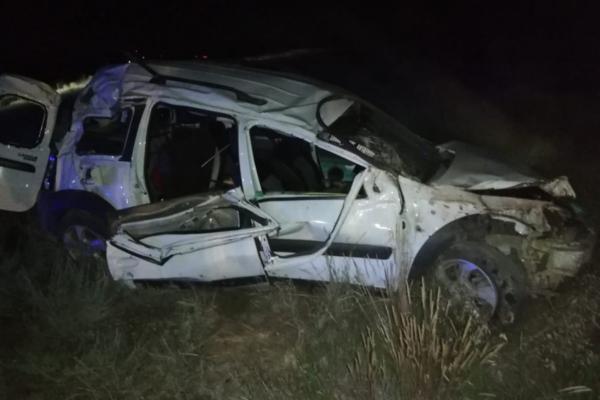 В Астраханской области 20-летний водитель без прав угнал авто и перевернулся на нём
