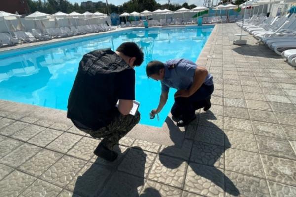 В Астрахани осудят председателя «Общества спасения на водах» за смерть ребёнка в бассейне