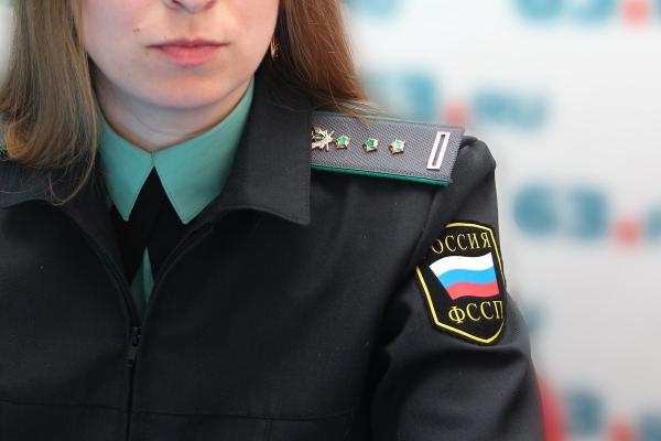 В Астраханской области судебные приставы заставили должника заплатить, арестовав счета