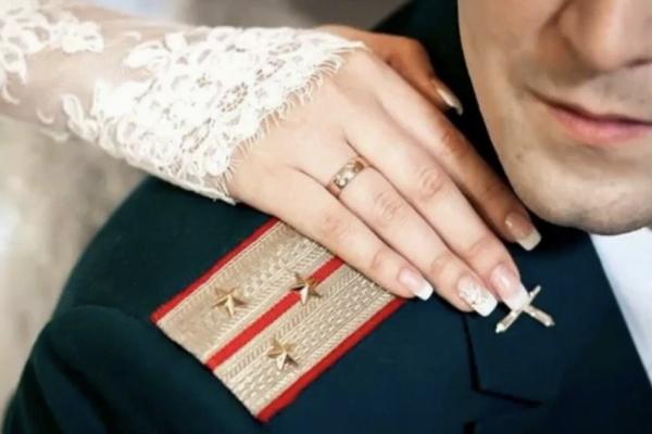 Астраханцы смогут впервые зарегистрировать брак в День защитника Отечества