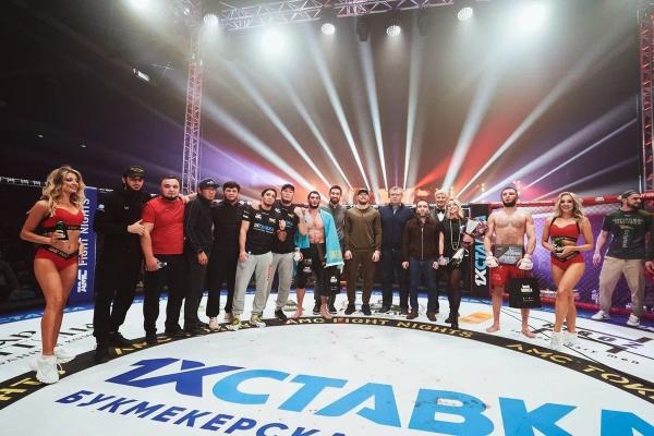 В Астрахани прошёл турнир по смешанному боевому единоборству AMC Fight Nights