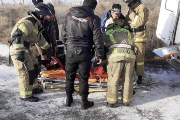 В Астраханской области 65-летняя женщина провалилась под лёд у села Чёрный Яр