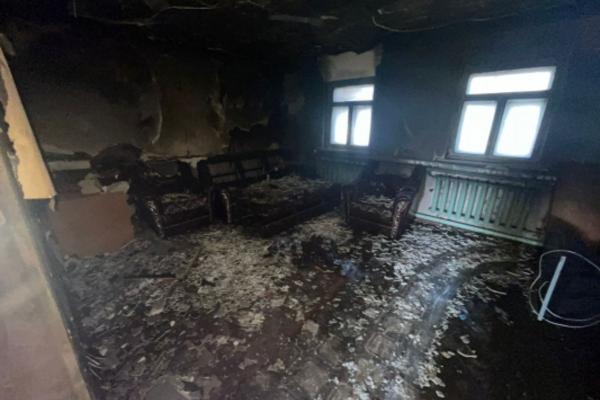 В Астрахани на пожаре погибли 4-летний мальчик и пенсионер на улице Орджоникидзе
