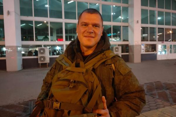 В Астрахани простились с погибшим в ЛНР бойцом Владимиром Роговым