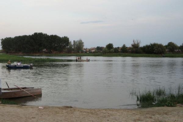 В Астраханской области утонул 17-летний парень в реке Таловая
