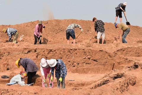 Под Астраханью археологи раскопали богатую усадьбу времён Золотой Орды